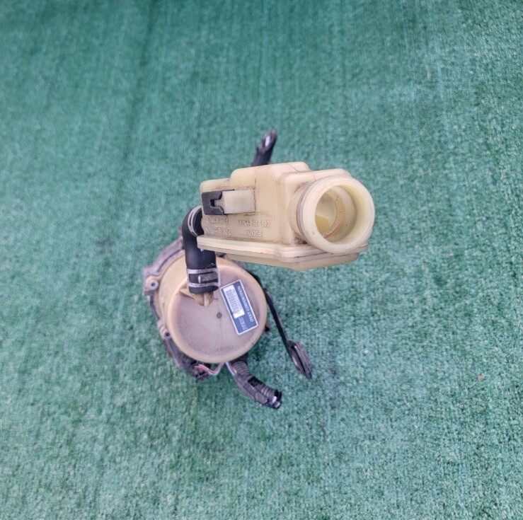 2010-2013 MAZDA 3 ELECTRIC POWER STEERING PUMP ASSIST MOTOR ASSEMBLY 2 PLUG OEM