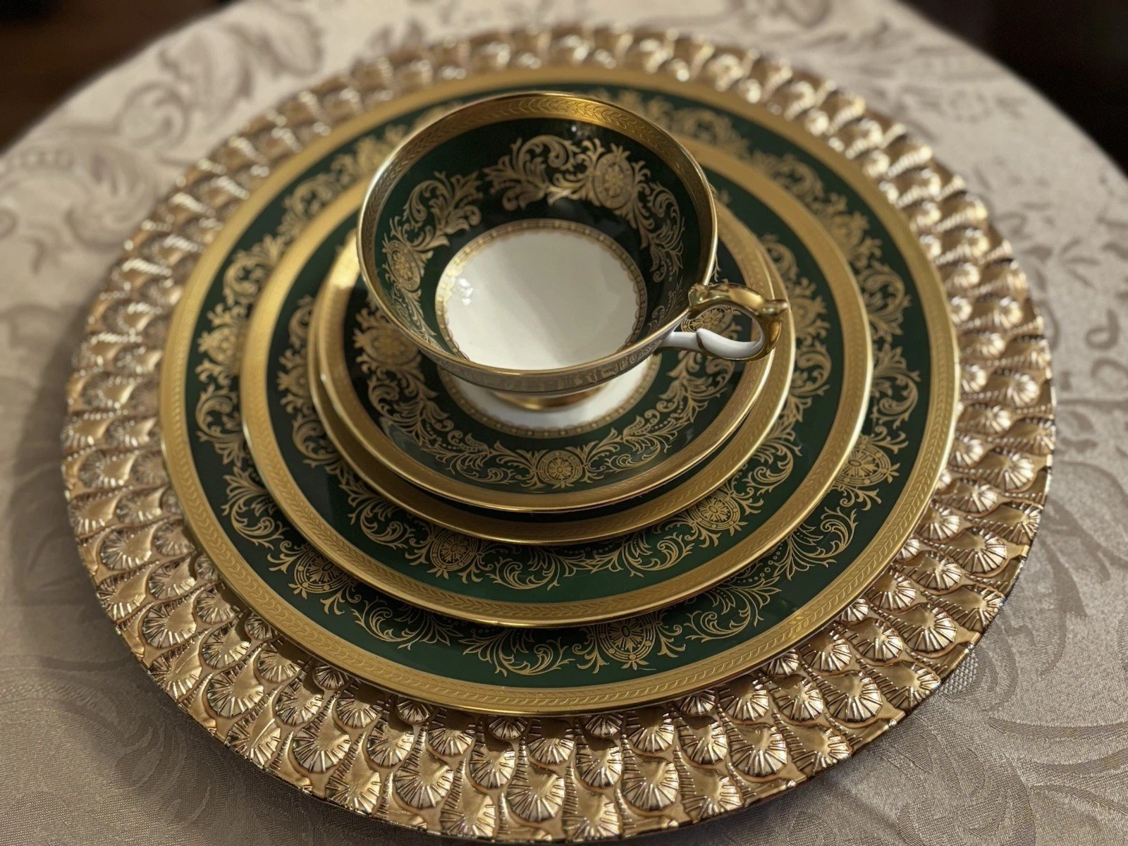 Aynsley Imperial Laurel Green China REDUCED - 5 PIECE SET