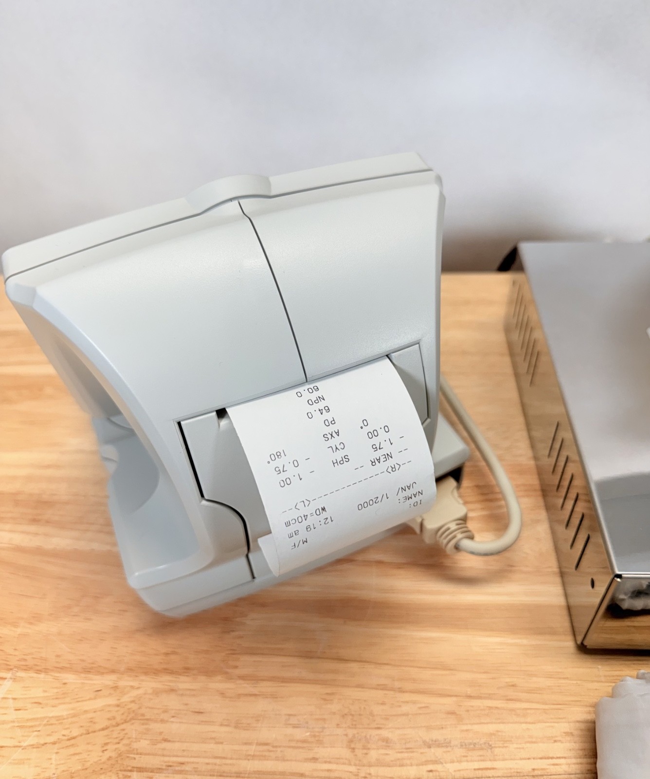 Nidek RT-3100 Digital Refractor