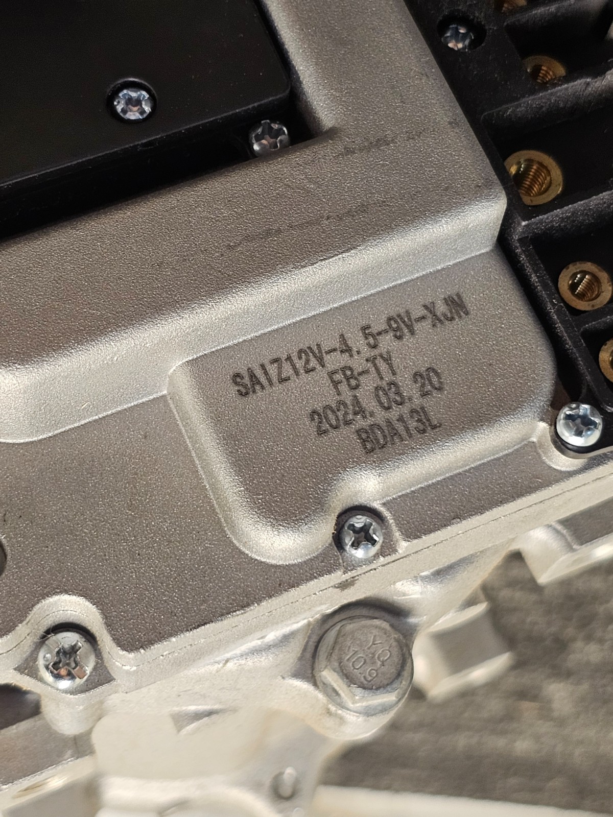 A/C Compressor 20CC12V600W Universal Electric SAIZ12V-4 5-9V-XJN FB-TY BDA13L