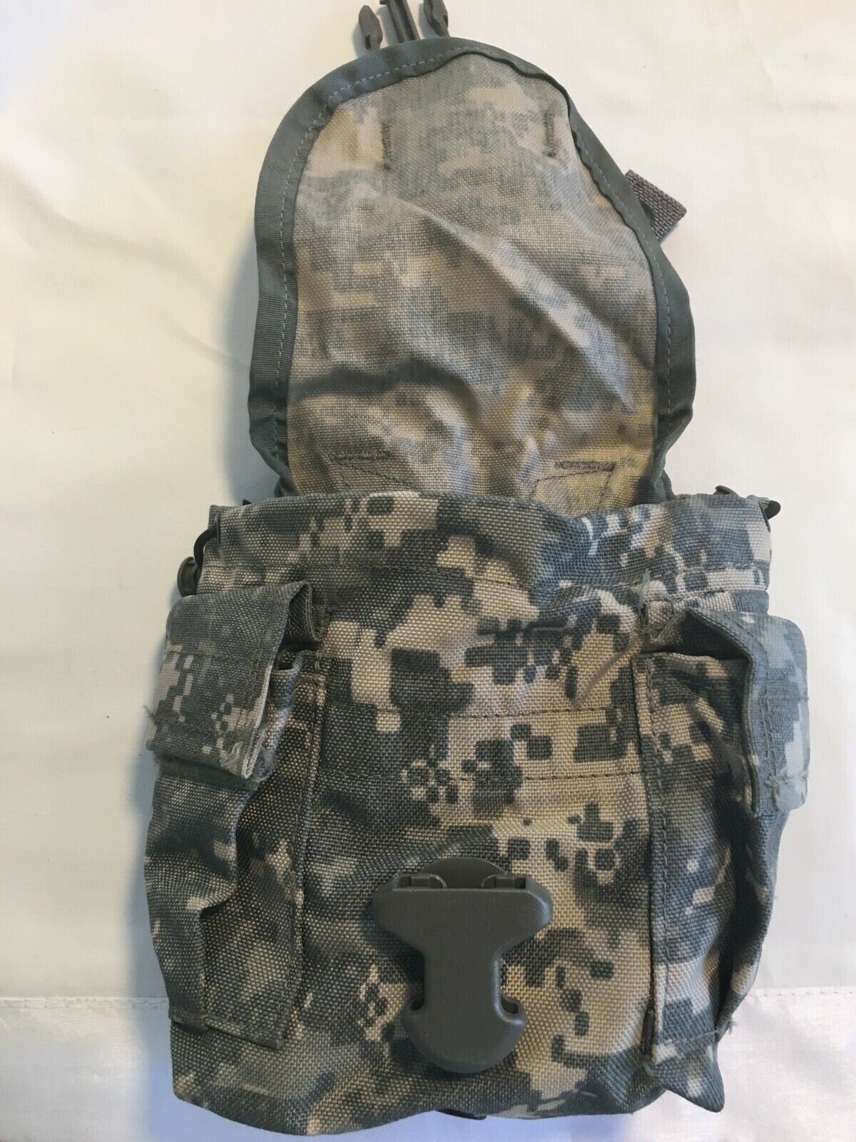 MOLLE II Canteen General Purpose Pouch 1QT ACU Digital Camo VGC