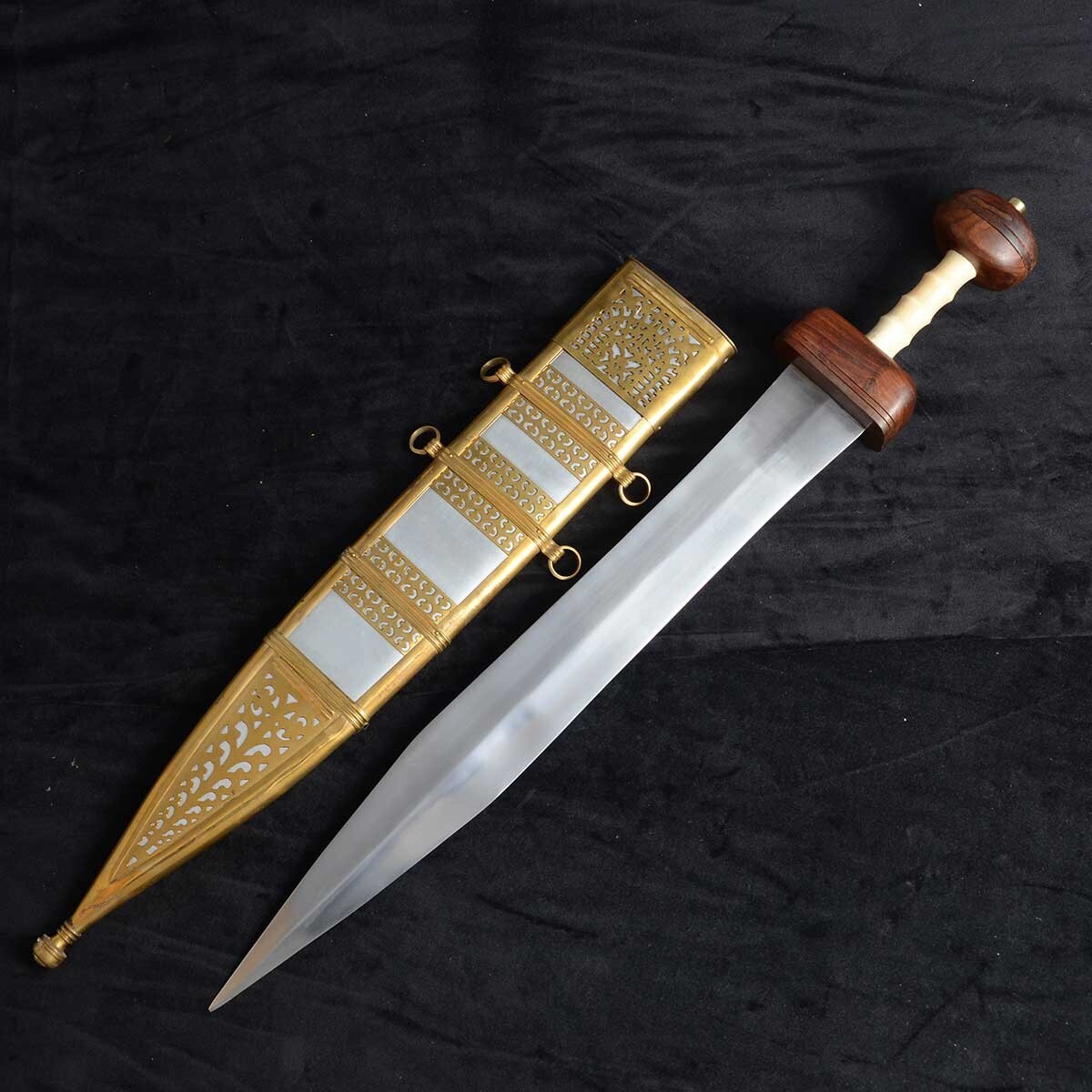 Roman Maintz Gladius – Deepeeka.
