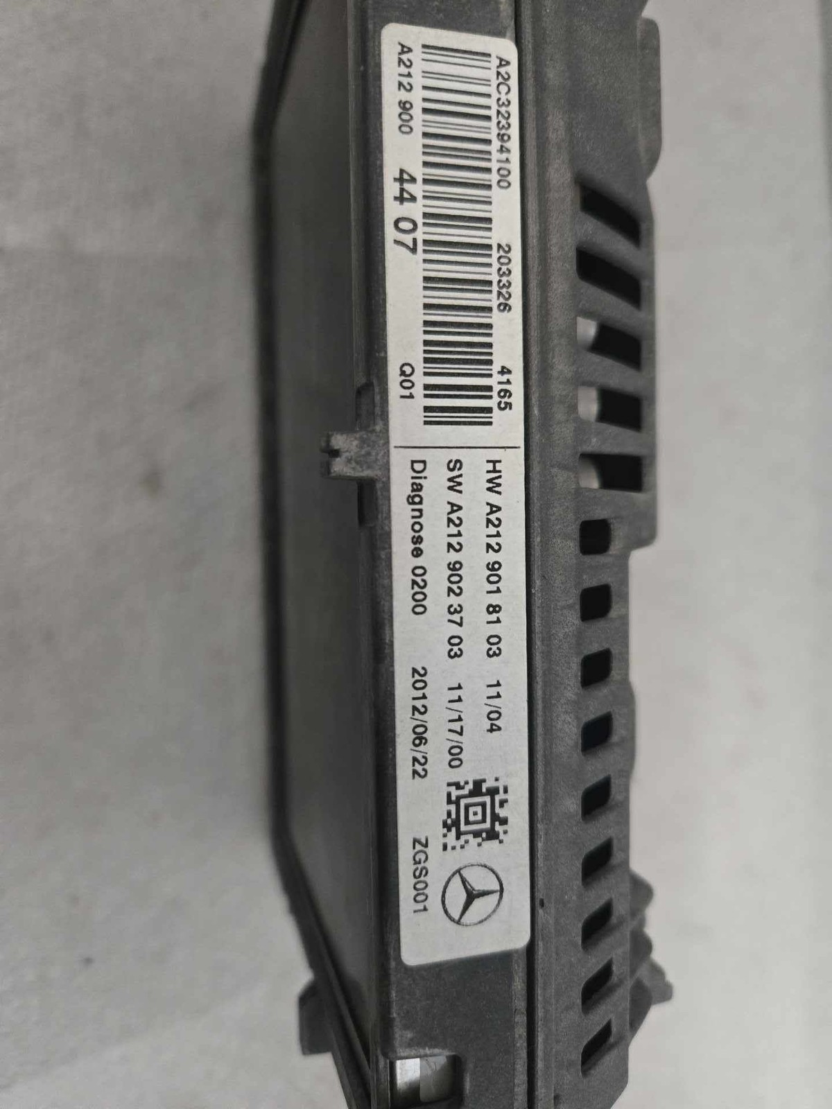 2013-2015 Mercedes Benz MB GLK350 250 Radio Display Screen 2129004407