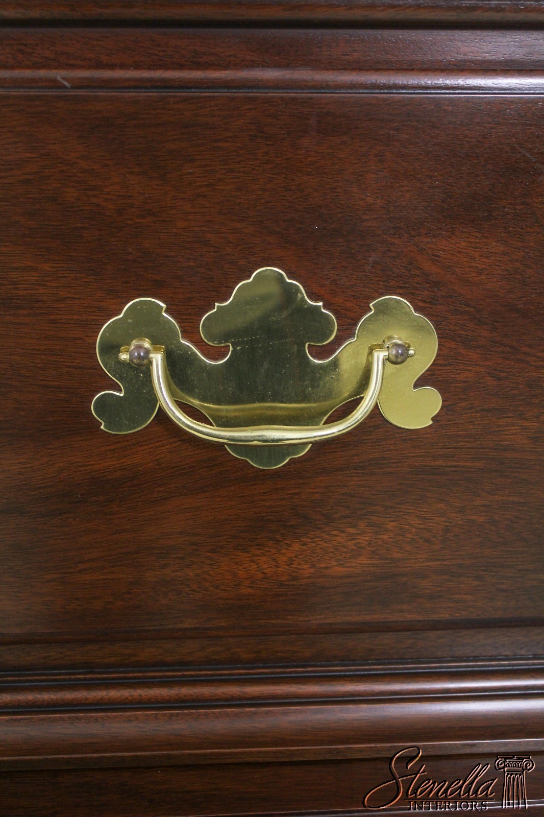 LF58143: HENKEL HARRIS 3 Part Queen Anne Mahogany Highboy