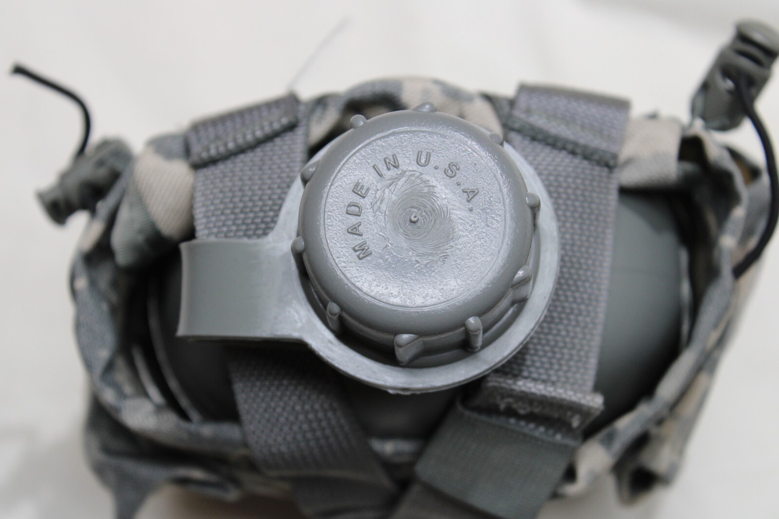 US Military Issue 1QT Canteen MOLLE ACU Pouch Stainless Cup and Cooking Stove