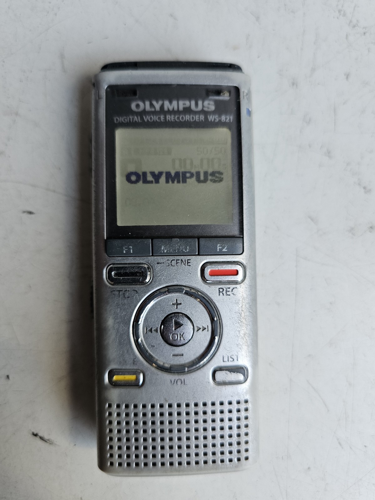 Olympus WS-821 Silver Multifunction Handheld Stereo Digital Voice MP3 Recorder