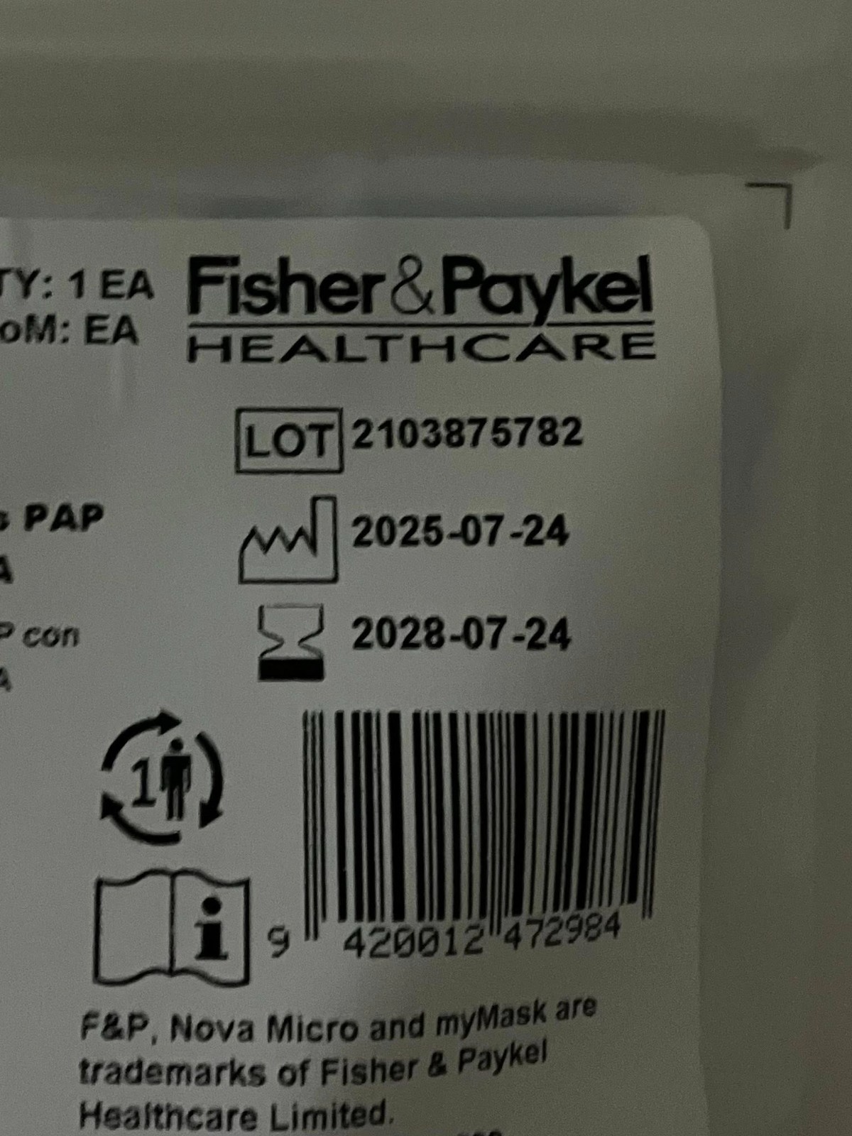 Nova Micro Nasal Pillows Mask