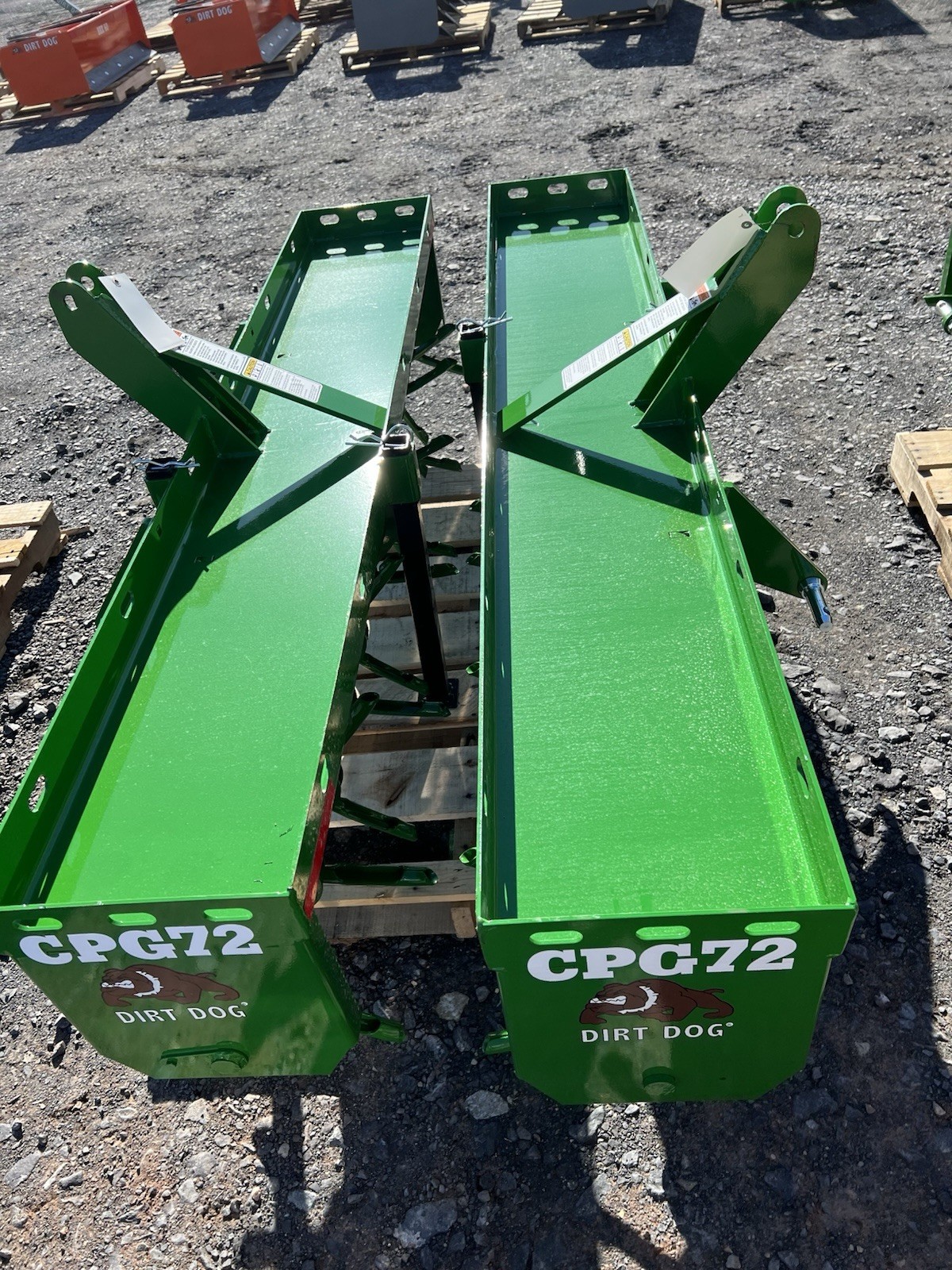 New Dirt Dog Plug Core Aerator 6' in Green