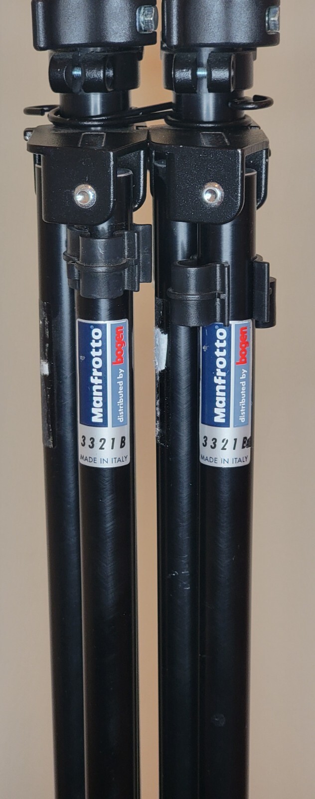 Manfrotto 3321B Background Support System Portable Telescoping Photography Stand