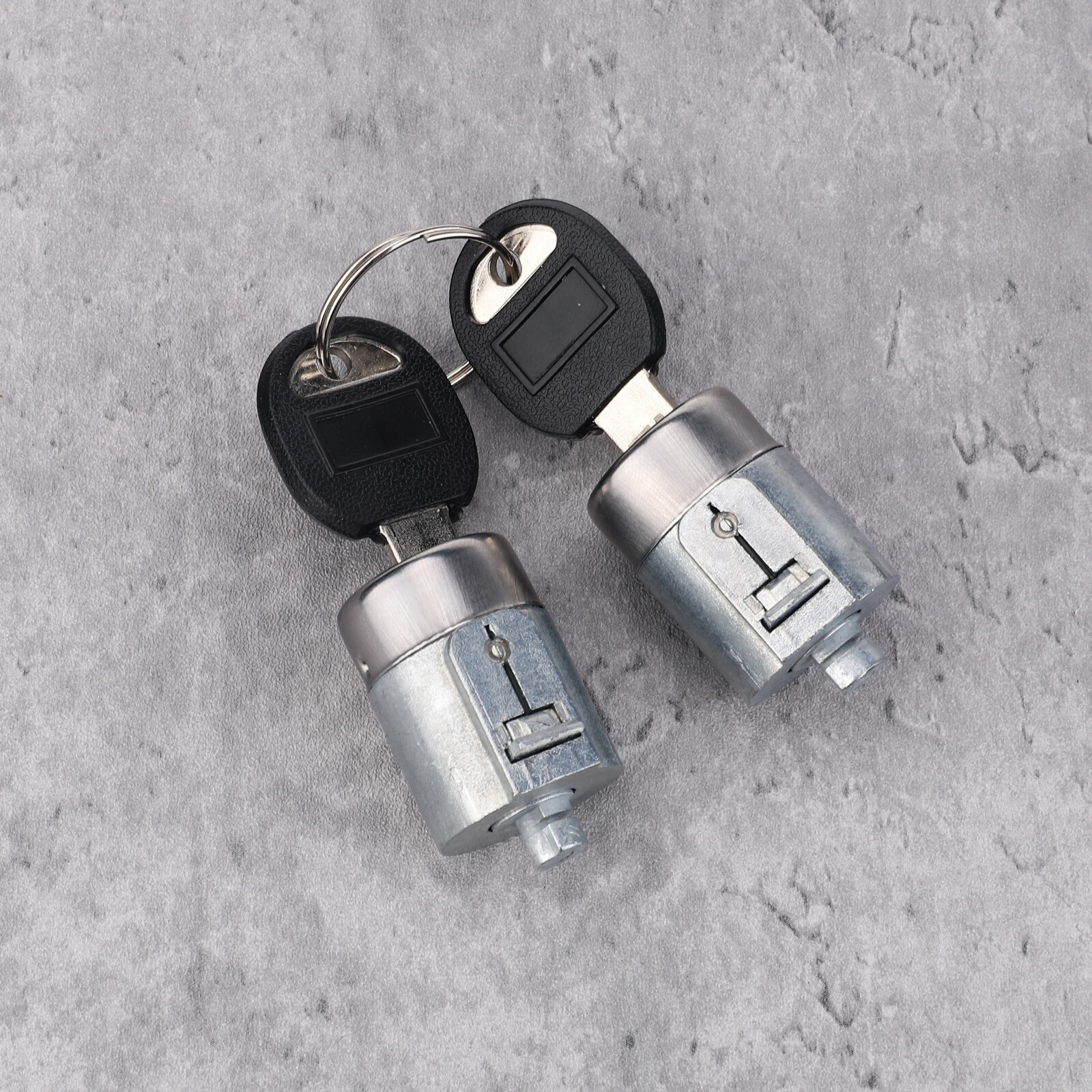 Front PAIR Door Lock Cylinder Set of 2 For Chevrolet C/K 1500 2500 3500 1988-95