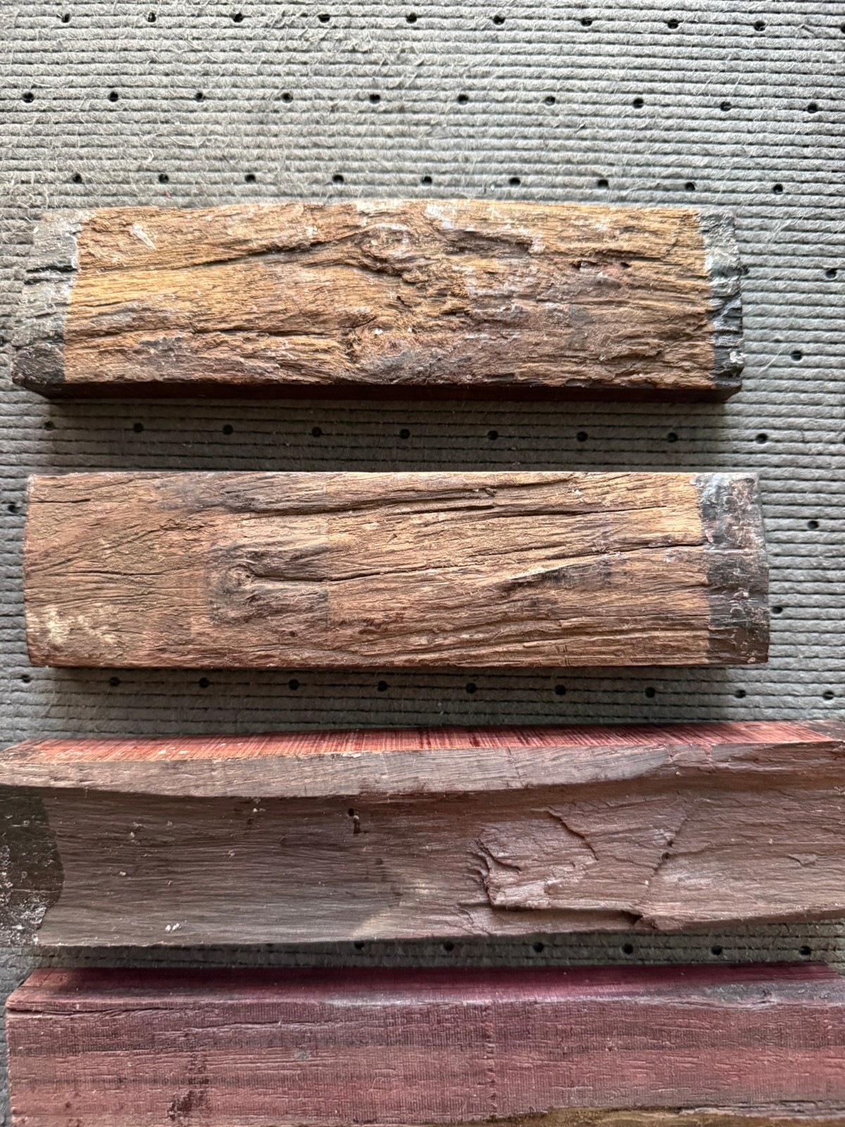 Bois de Rose 6 pounds box #20