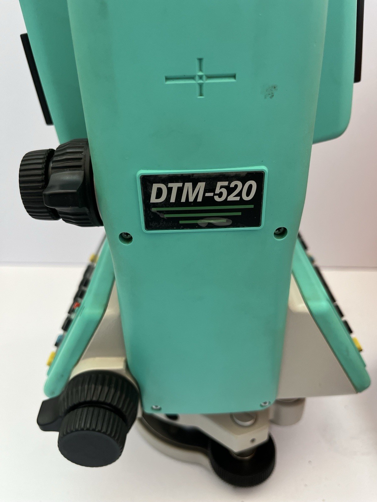 Nikon DTM-520 Total Station Surveying Instrument w/ Case