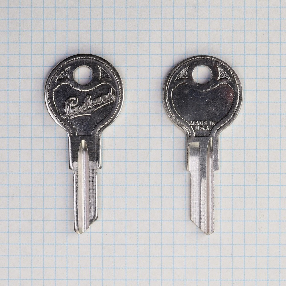 2 x Original Packard Automobile Keys