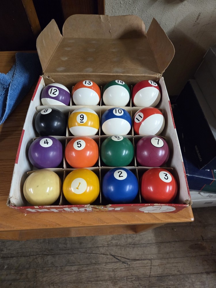 Vintage Albany Ball Co Cue Ball Set Hy-Timer