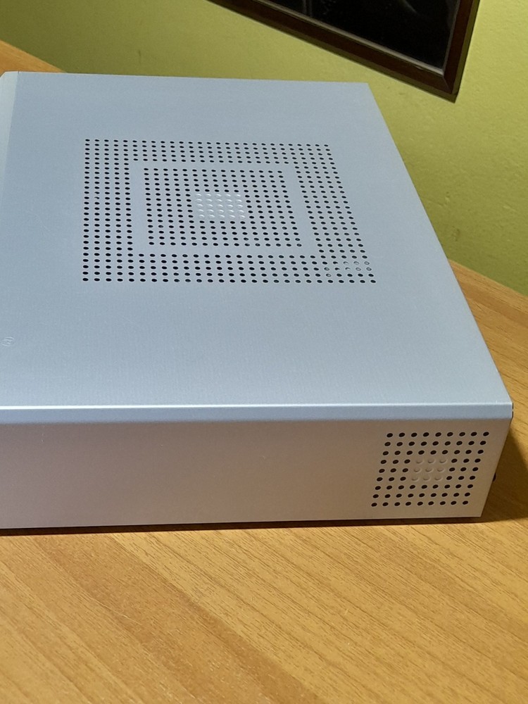 SKY DIGITAL DECODER MODEL DS432NS