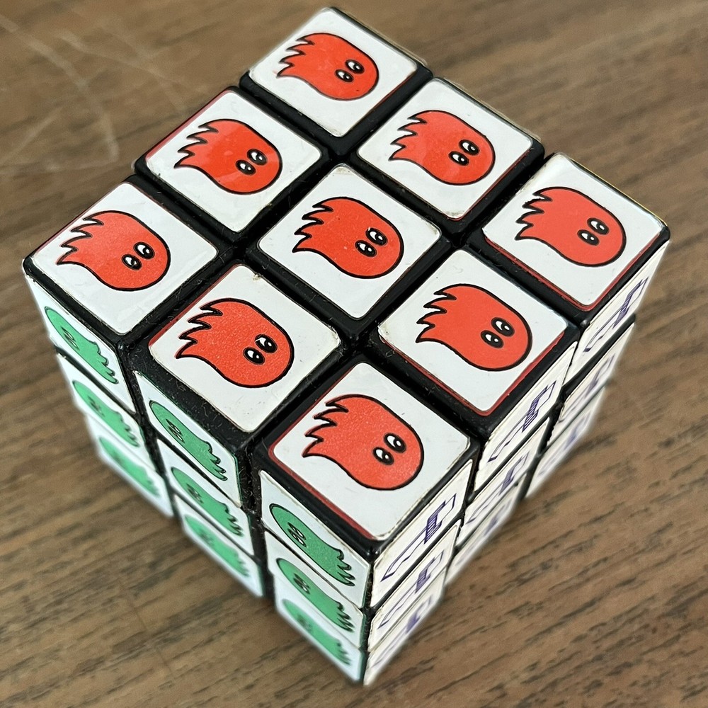 PAC-MAN RUBIK'S CUBE - VINTAGE and RARE