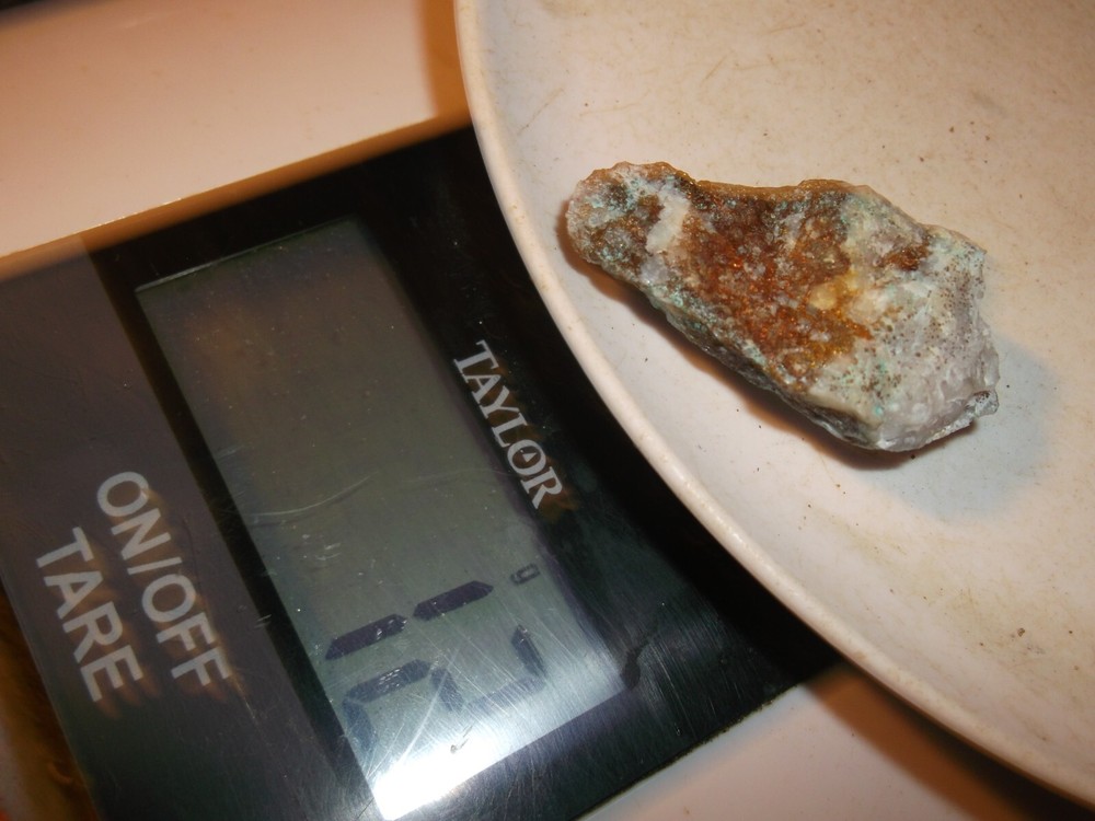 Gold, silver, copper, 12 grams samples ,ore high grade .