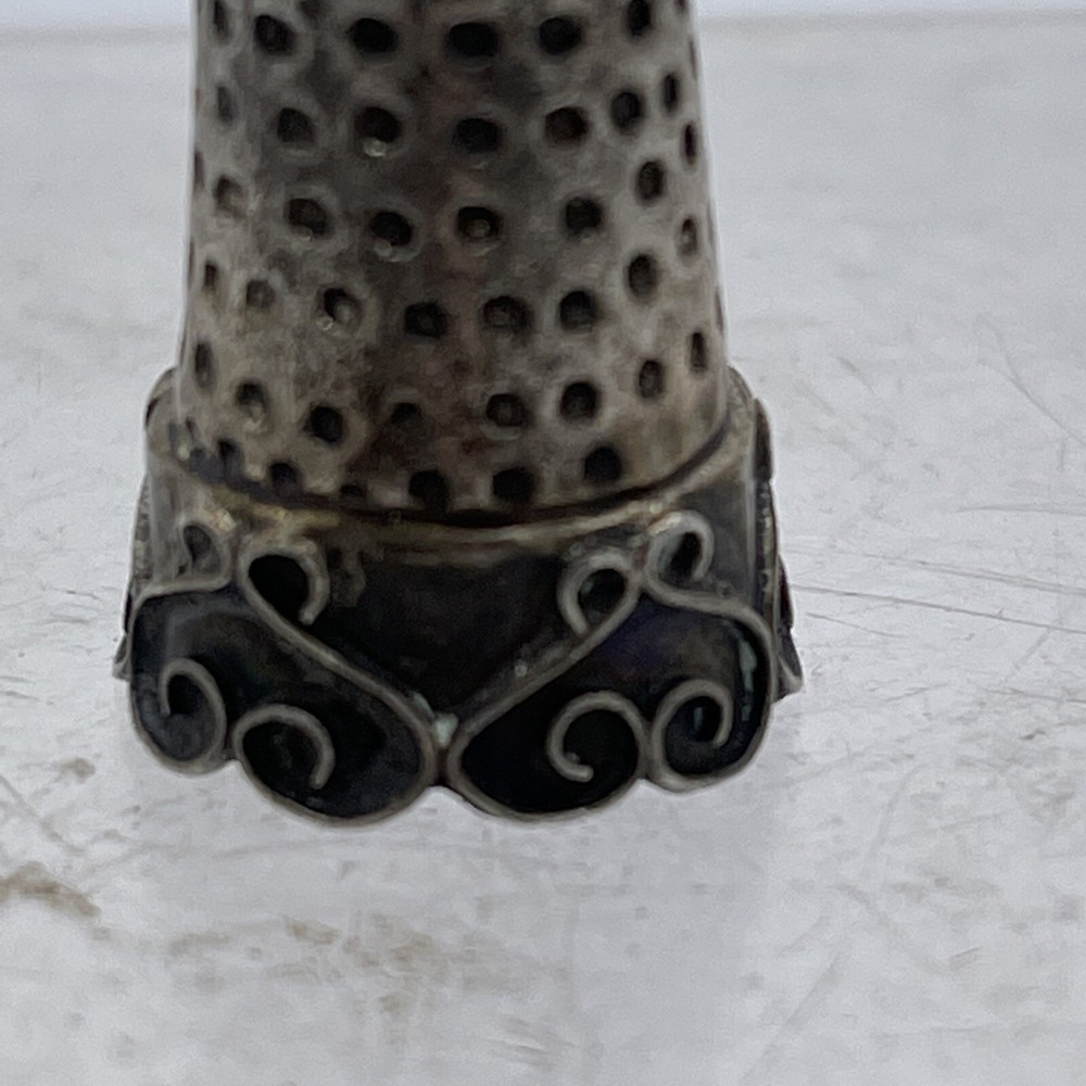 Antique “RARE” Mexico Silver Thimble Beautiful