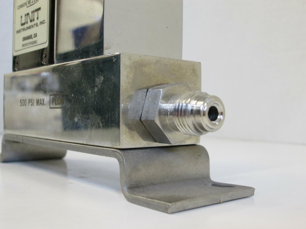 Unit UFC-2000, MFC, Mass Flow Controller, N2, 20 SLM, Used