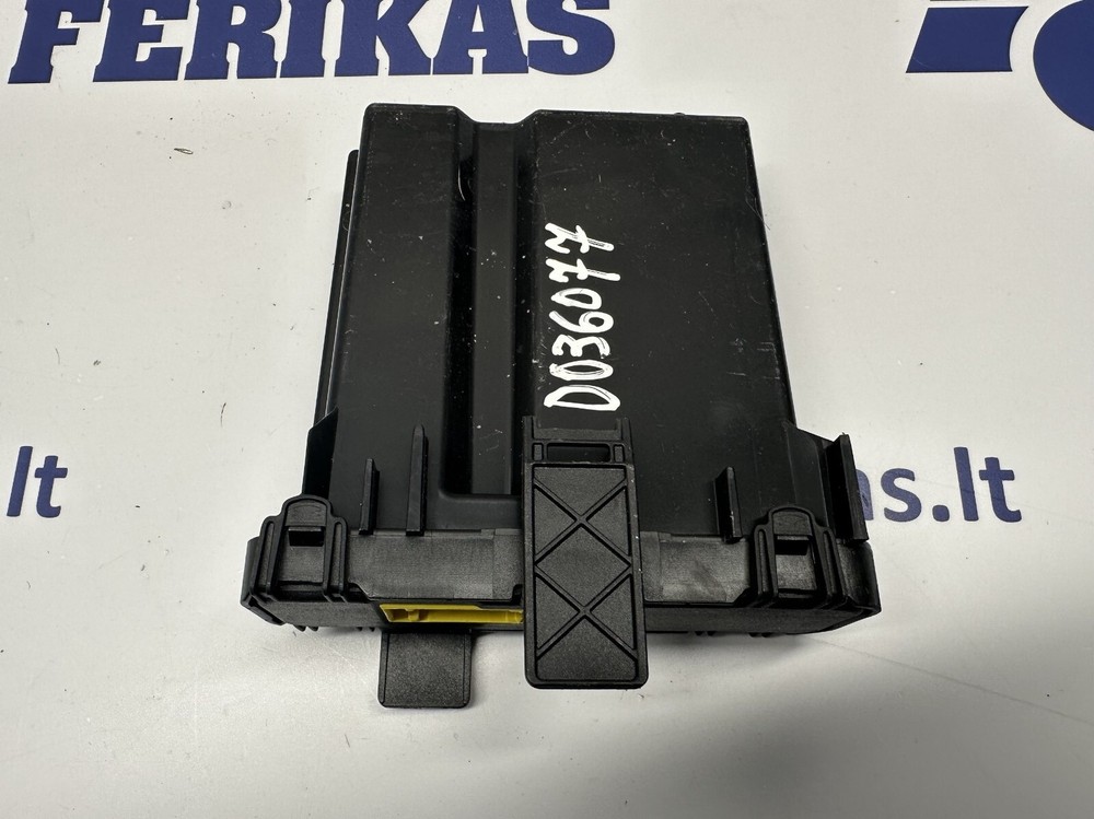 Renault T control unit 23516569