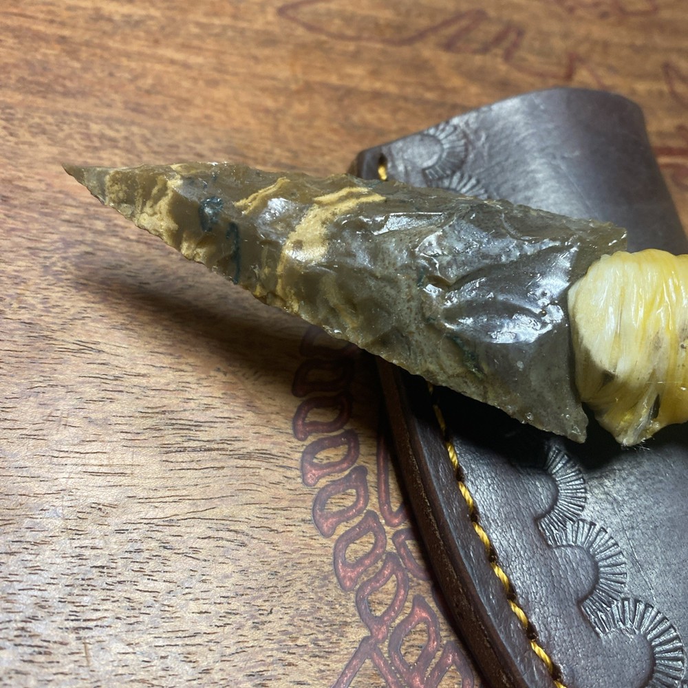 Bushcraft Stone/Flint Fixed Blade knapping Arrowhead Knife