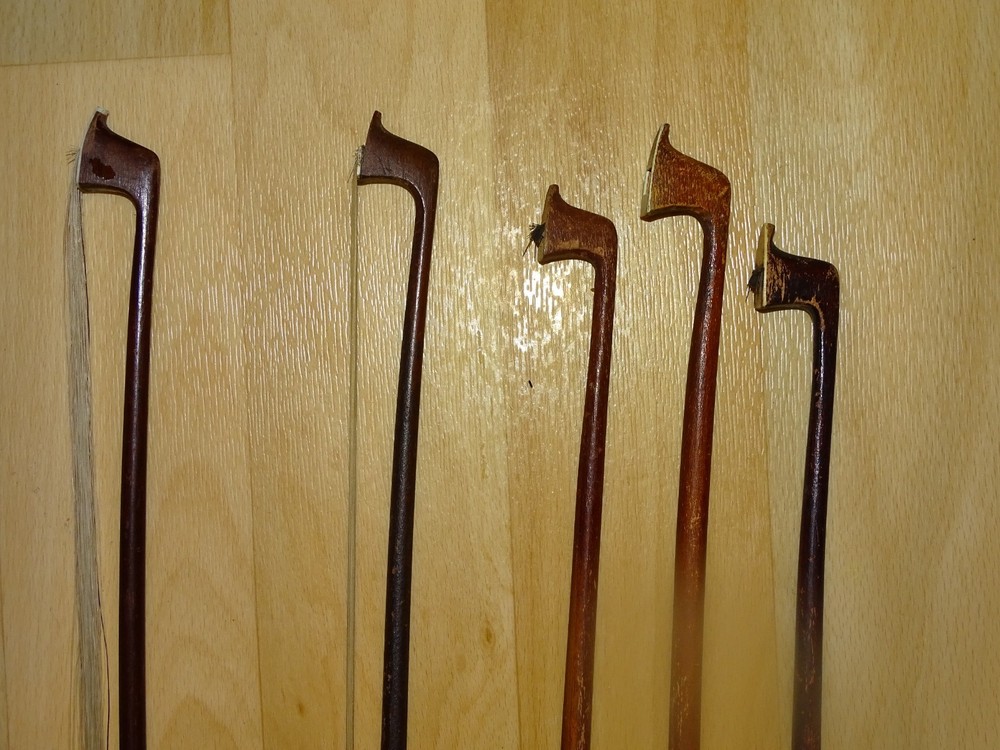 10 OLD VIOLIN BOWS FOR RENOVATION (S067)