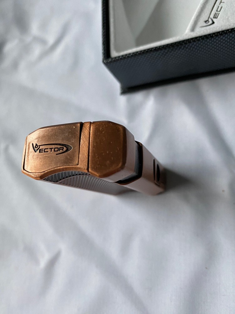 Vector VMotion Dual Jet Cigar Lighter - Copper with Black - New
