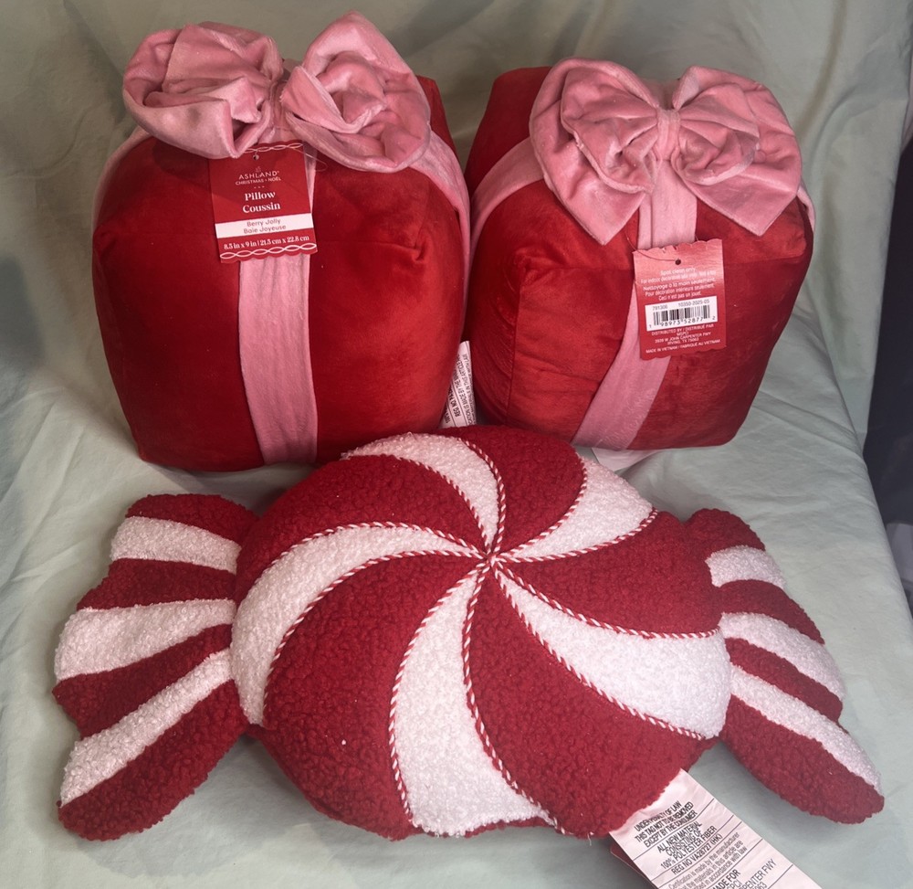 Holiday Decorative Pillows