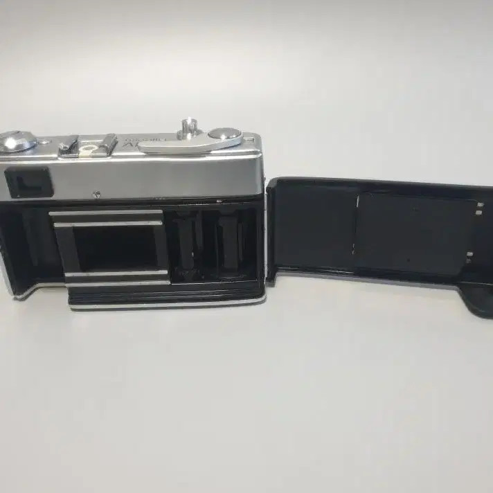 Minolta AF L Rangefinder Film Camera 1967 Model