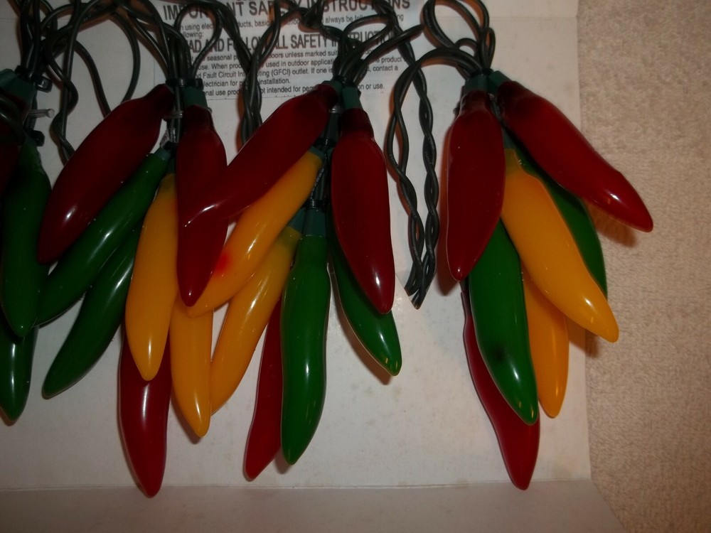 Vtg 2002 Target New 5 Cluster Multi Color Chili Pepper String 35 Light Set