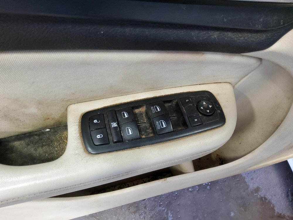 Used A/C Selector Switch fits: 2015 Chrysler 200 automatic temperature control d