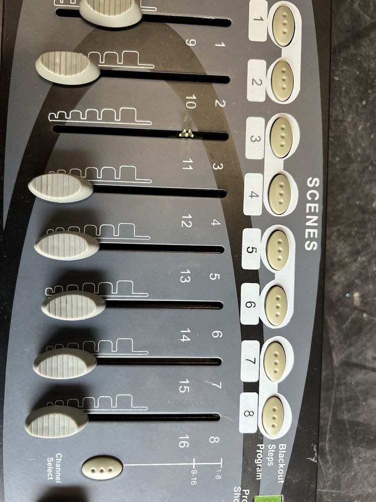LC-192 DMX PROGRAMMER