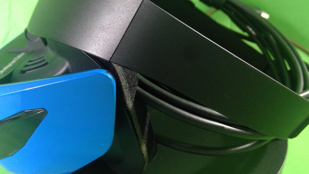 Acer Virtual Reality Windows Head-Mounted Display-H7001 Headset and Controllers.
