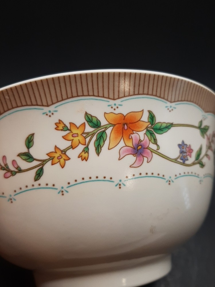 Malware Malamine Bowl With Lid 1817