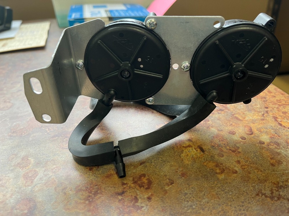 Source 1 York Luxaire Coleman S1-02435282000 Pressure Switch