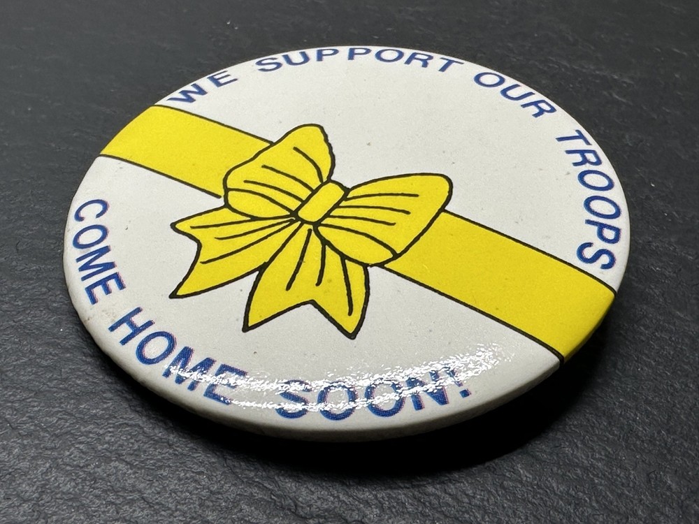 2 1990 OPERATION DESERT SHIELD SUPPORT OUR TROOPS PINS M209