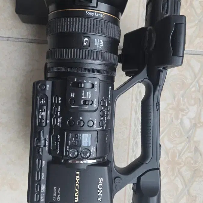 Broadcast Camera for Professional Use Official