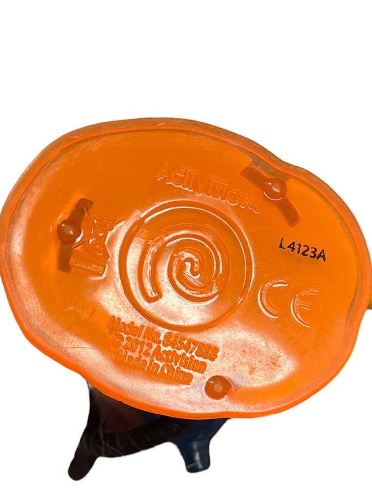 Skylanders: Giants: Lightcore Jet Vac 2012 Figure