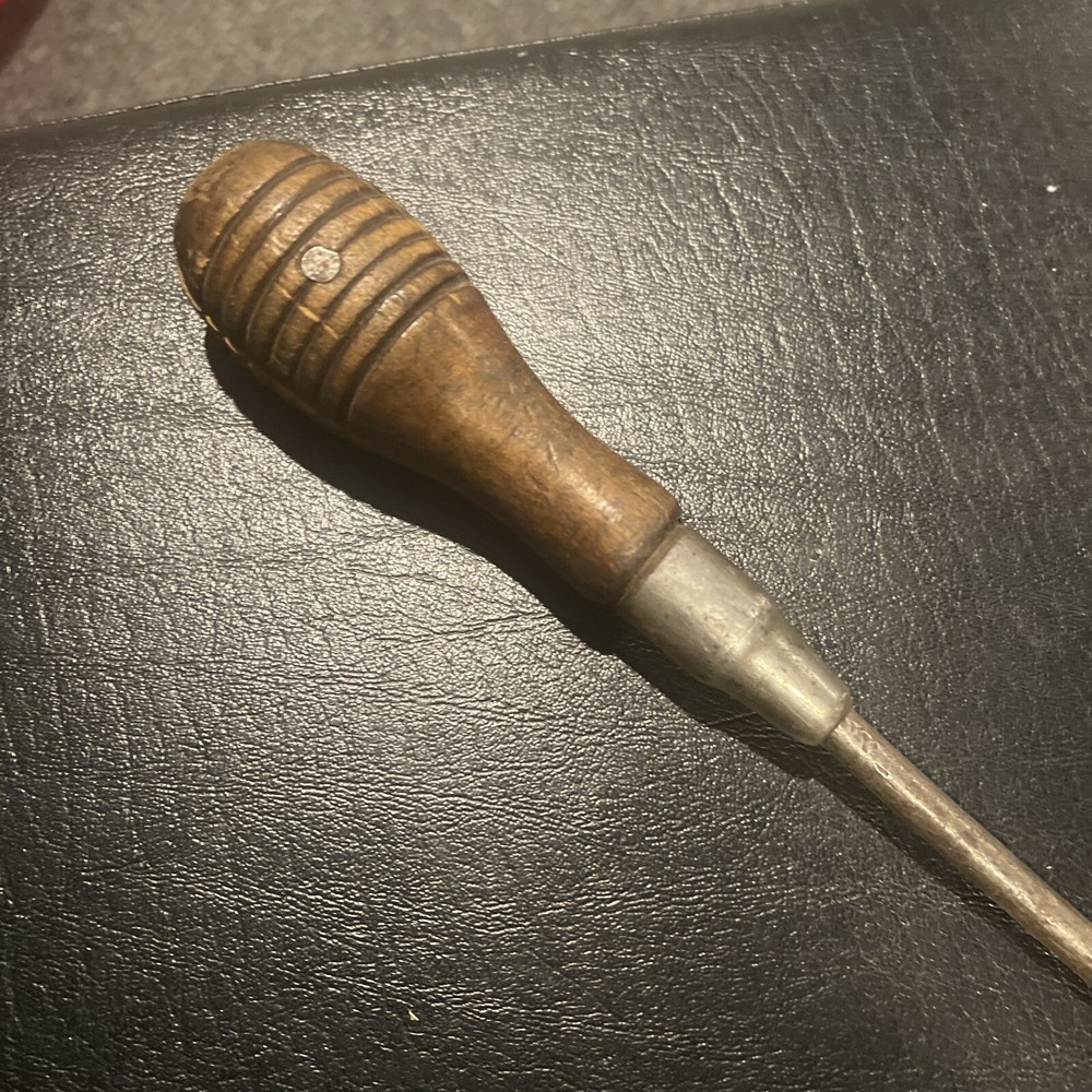 Primitive Screw Driver