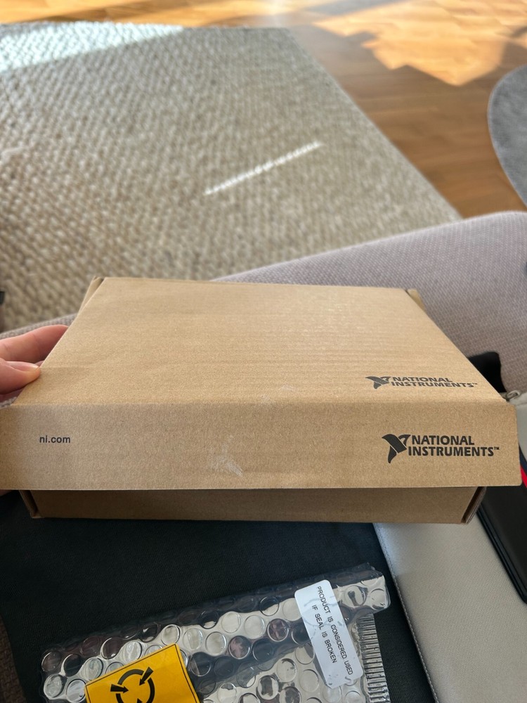 National Instrumens GPIB-USB-HS Adapter Controller