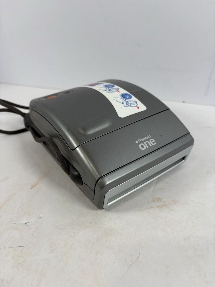 Polaroid One 600 Instant Film Camera Untested
