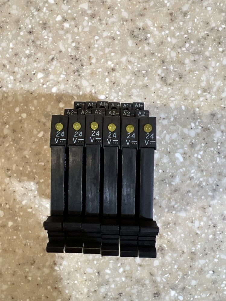 Crydom CN024D24 Rely With Socket DRSCN24 Dinrail Mount