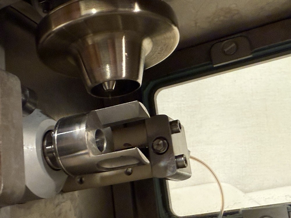Waters Micromass Q-Tof Mass Spectrometer Ion Source