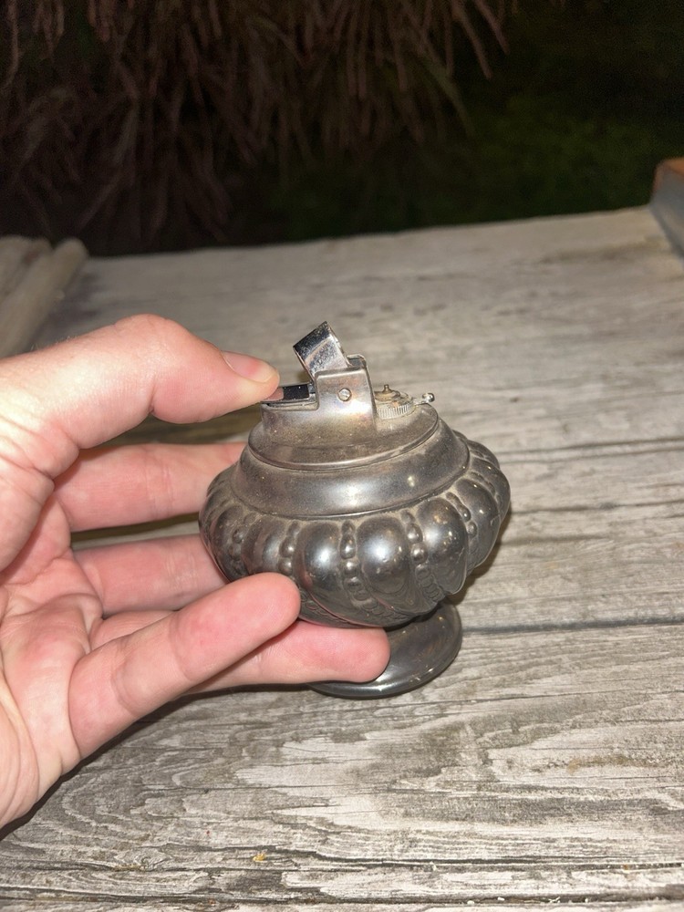 Vintage Ronson Crown Silver Plated Table Lighter Antique
