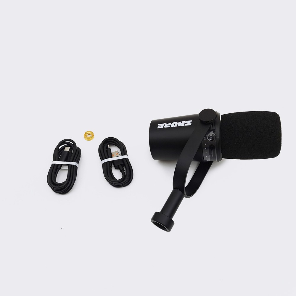 MV7 Dynamic Vocal Microphone Cardioid Form Factor USB/XLR Compatible US