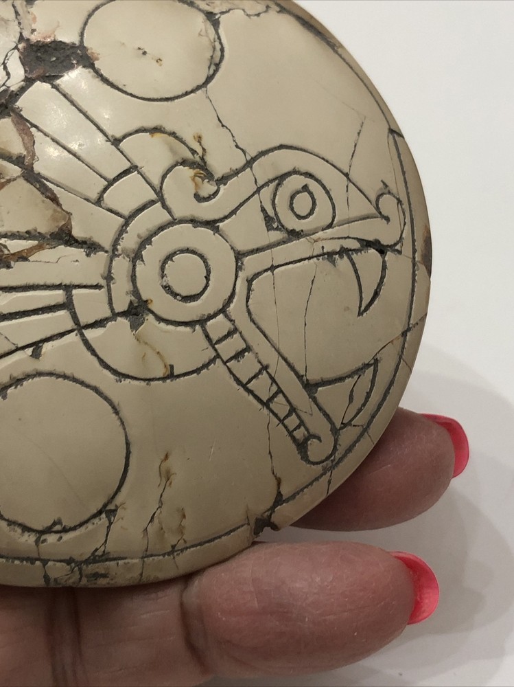 Ancient Extraterrestrial Alien Spaceship UFO w/ Astronaut