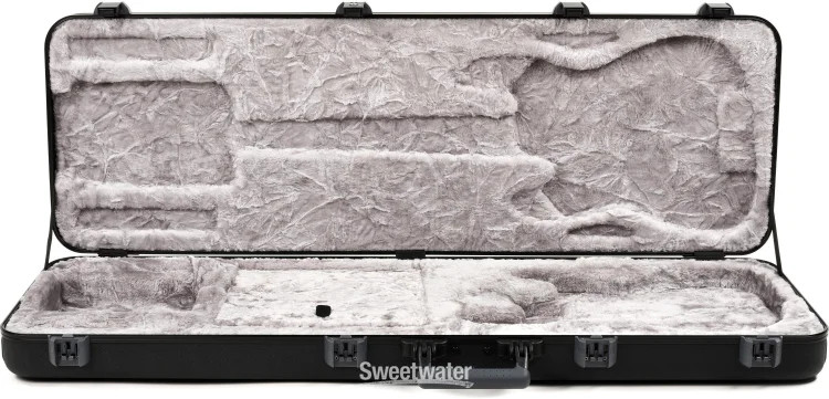 Fender Deluxe Molded Bass Case - Black