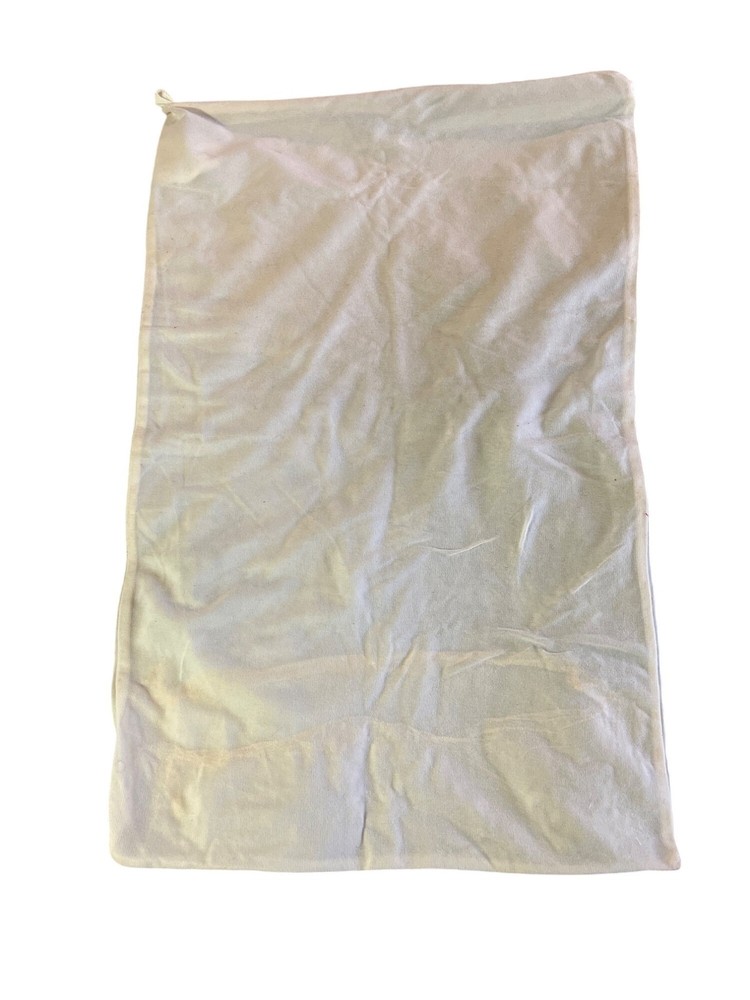 Sleep Guard Zippered Pillow Protector 100% Polyester Hypoallergenic 20"x28"
