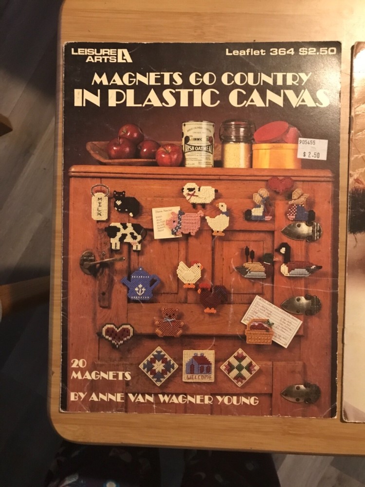 Plastic canvas patterns leisure arts magnets go country table setting ideas pets