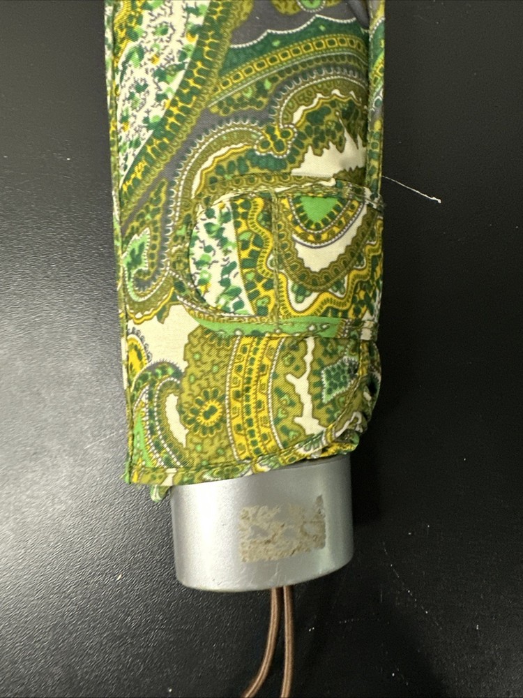 Liz Claiborne Umbrella Green Compact With Case